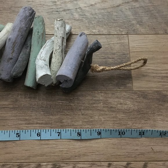 Handmade Drift Wood and Rope Garland - Picture 6 of 10